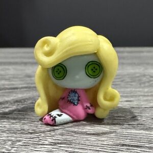 Monster High | Rag Doll Ghouls: Lagoona Blue - Mini Collectible Figure